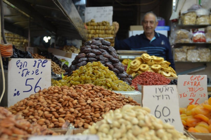 Moshe and Sons sells nuts and dried fruits